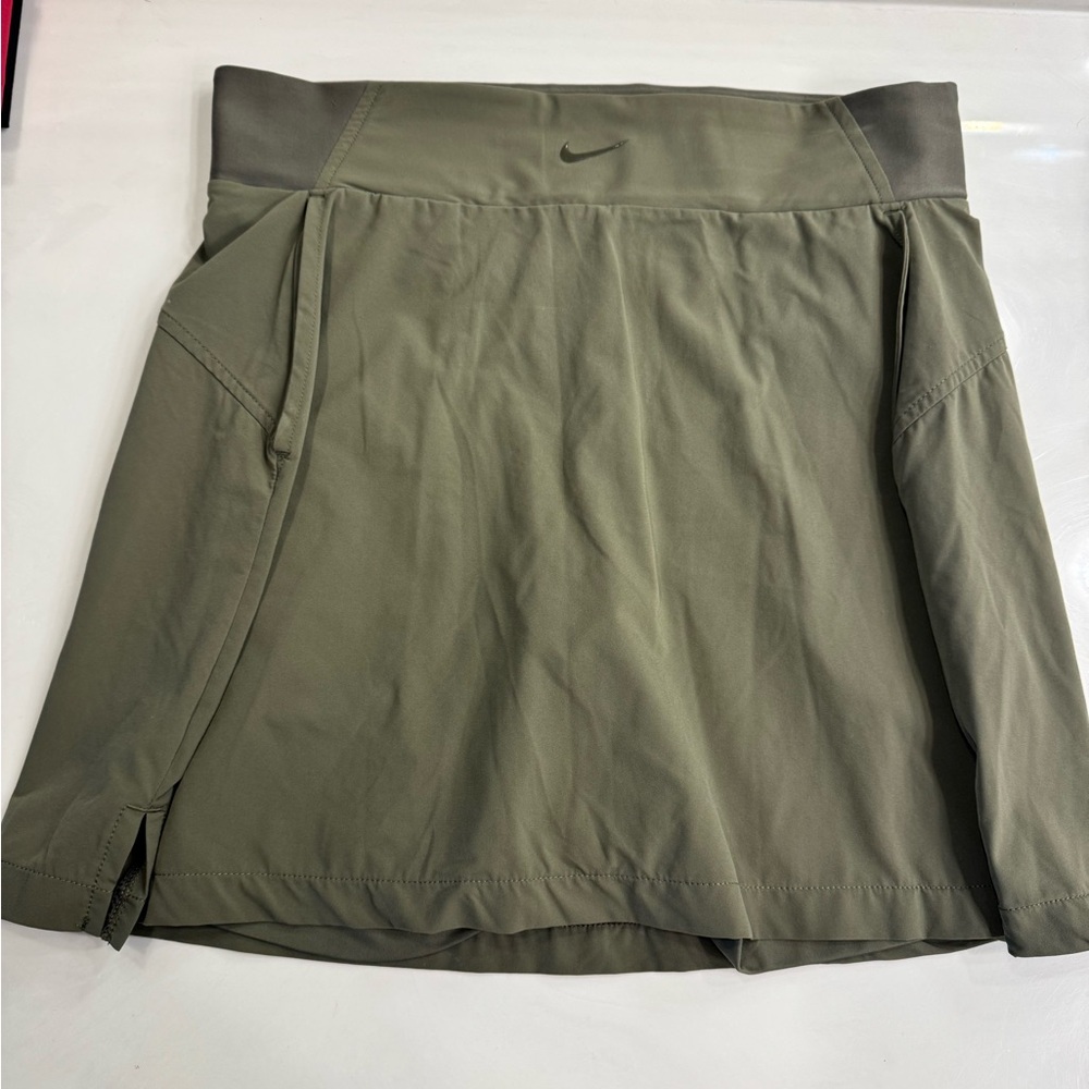 Nike Dri-FIT Tennis/Athletic Skirt with built in spandex